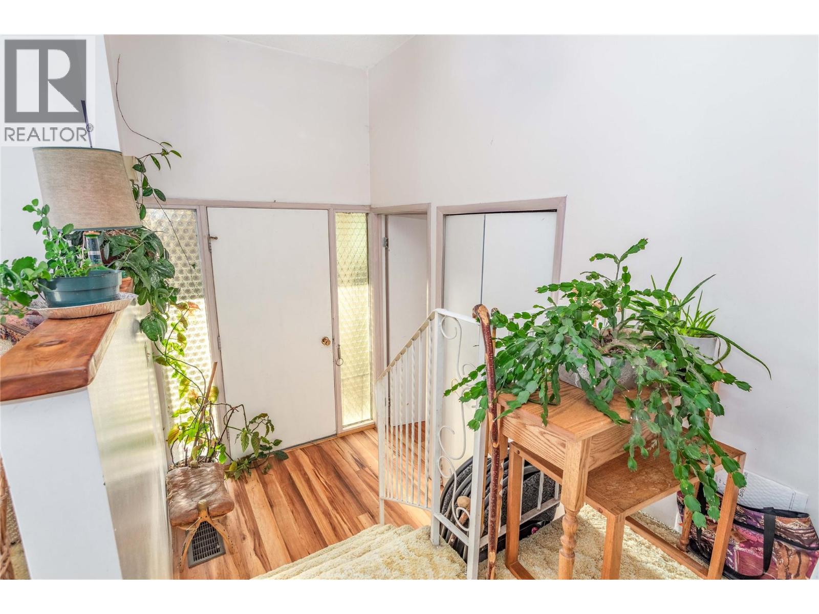  15370 Old Mission Road, Lake Country