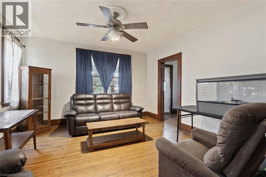 142 STANLEY Street - 7