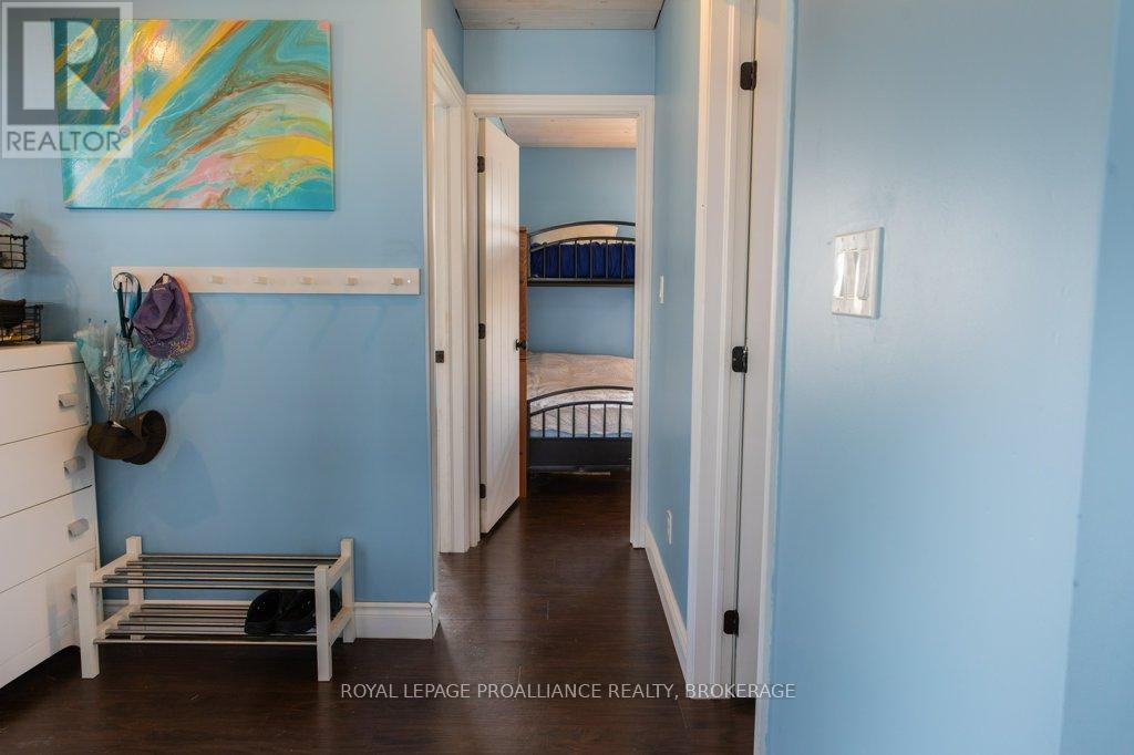 166 EASY LANE — photo 16