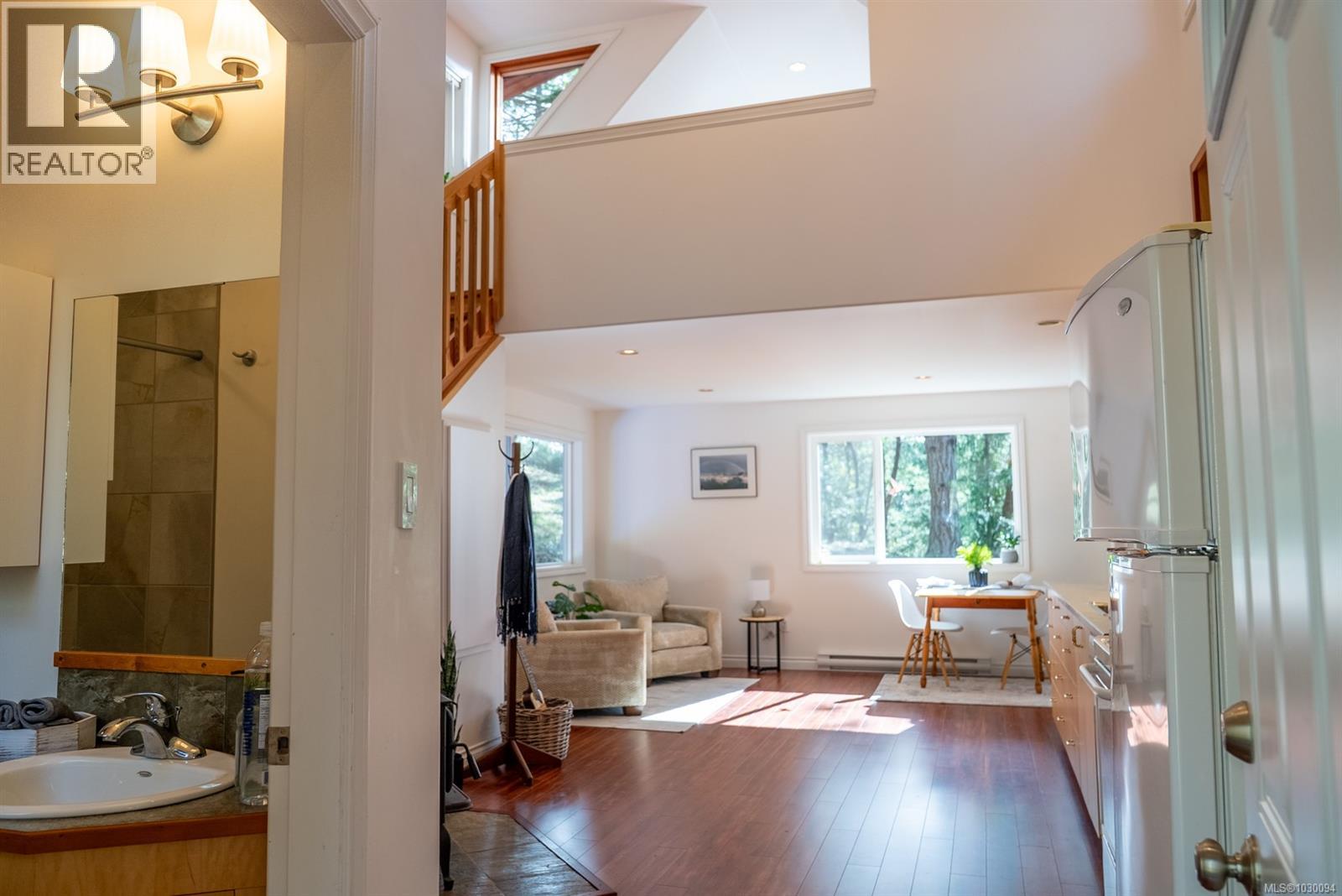 9868 Castle Rd - 10
