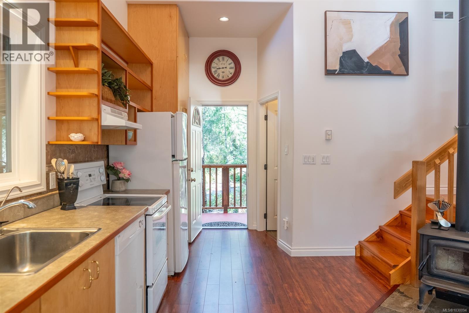 9868 Castle Rd - 9