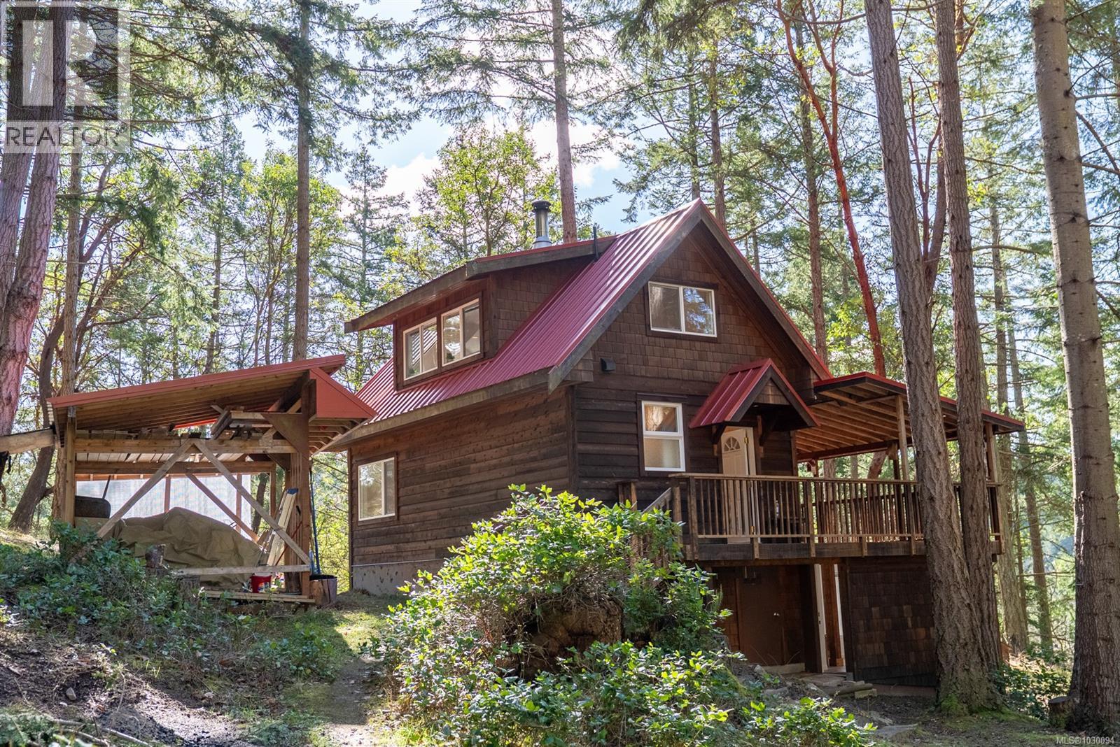 9868 Castle Rd, Pender Island