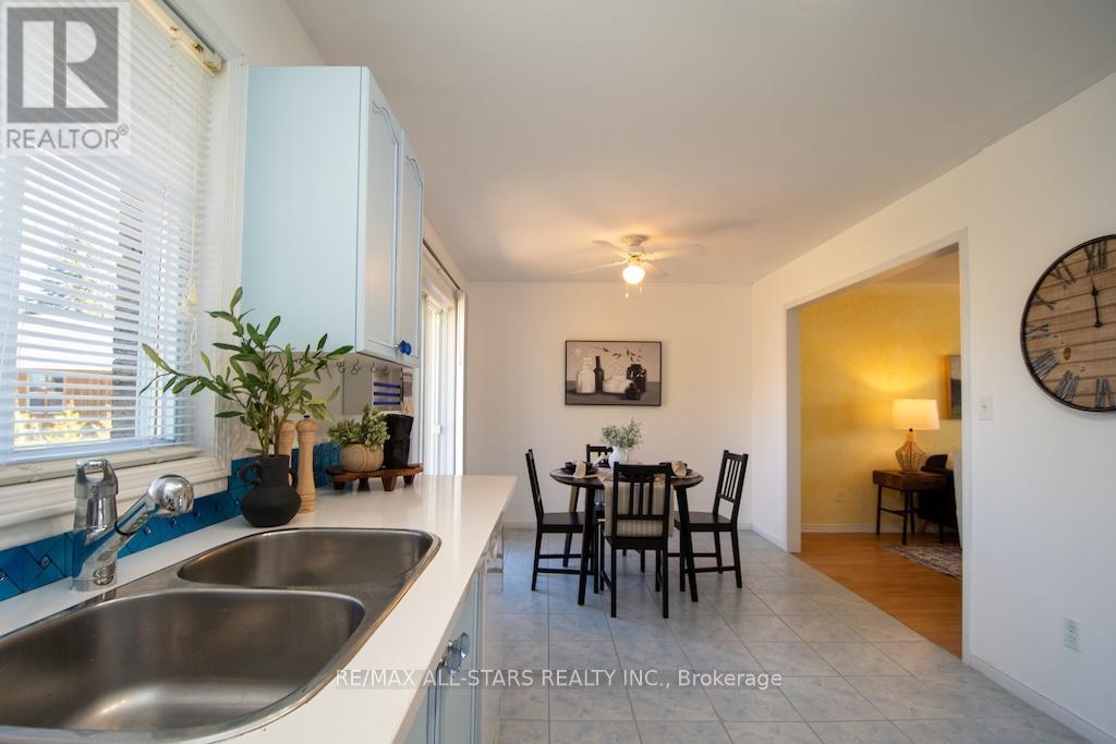 10 O'CONNELL COURT — photo 12
