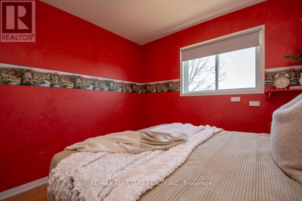 10 O'CONNELL COURT — photo 25