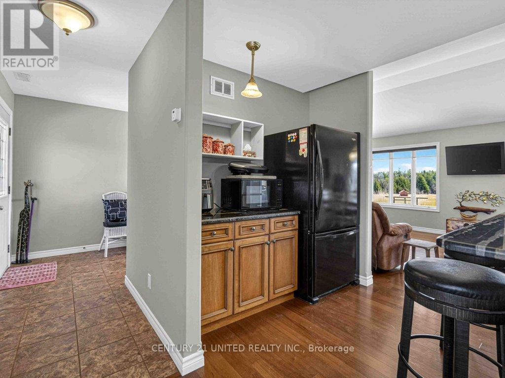 3435 DUMMER ASPHODEL ROAD — photo 13