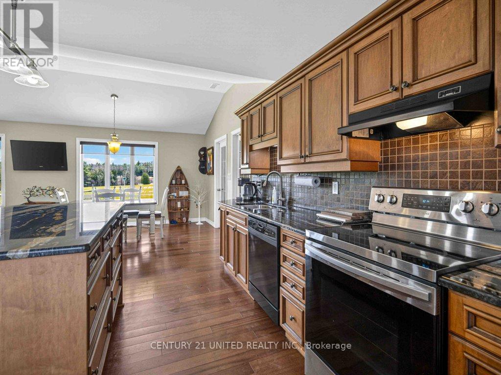 3435 DUMMER ASPHODEL ROAD — photo 15
