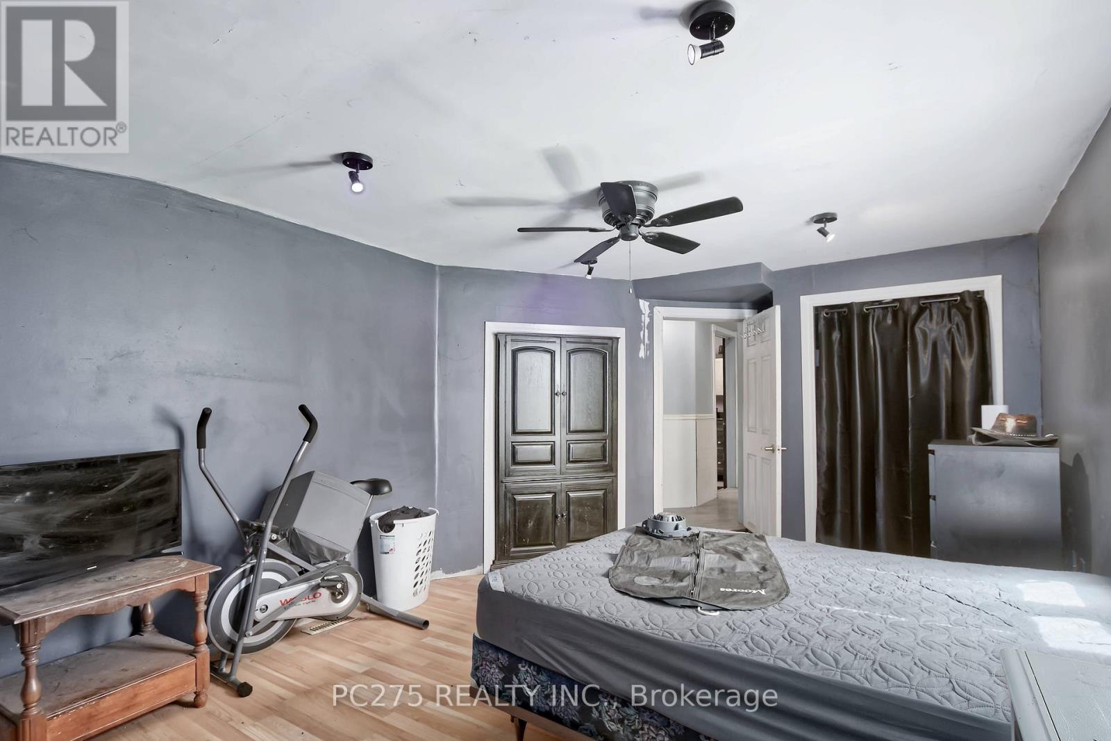 179 QUEEN STREET E Property Photo