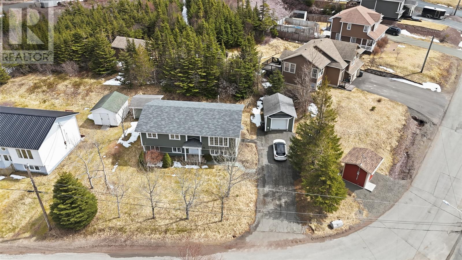 13 Augustus Drive — photo 23