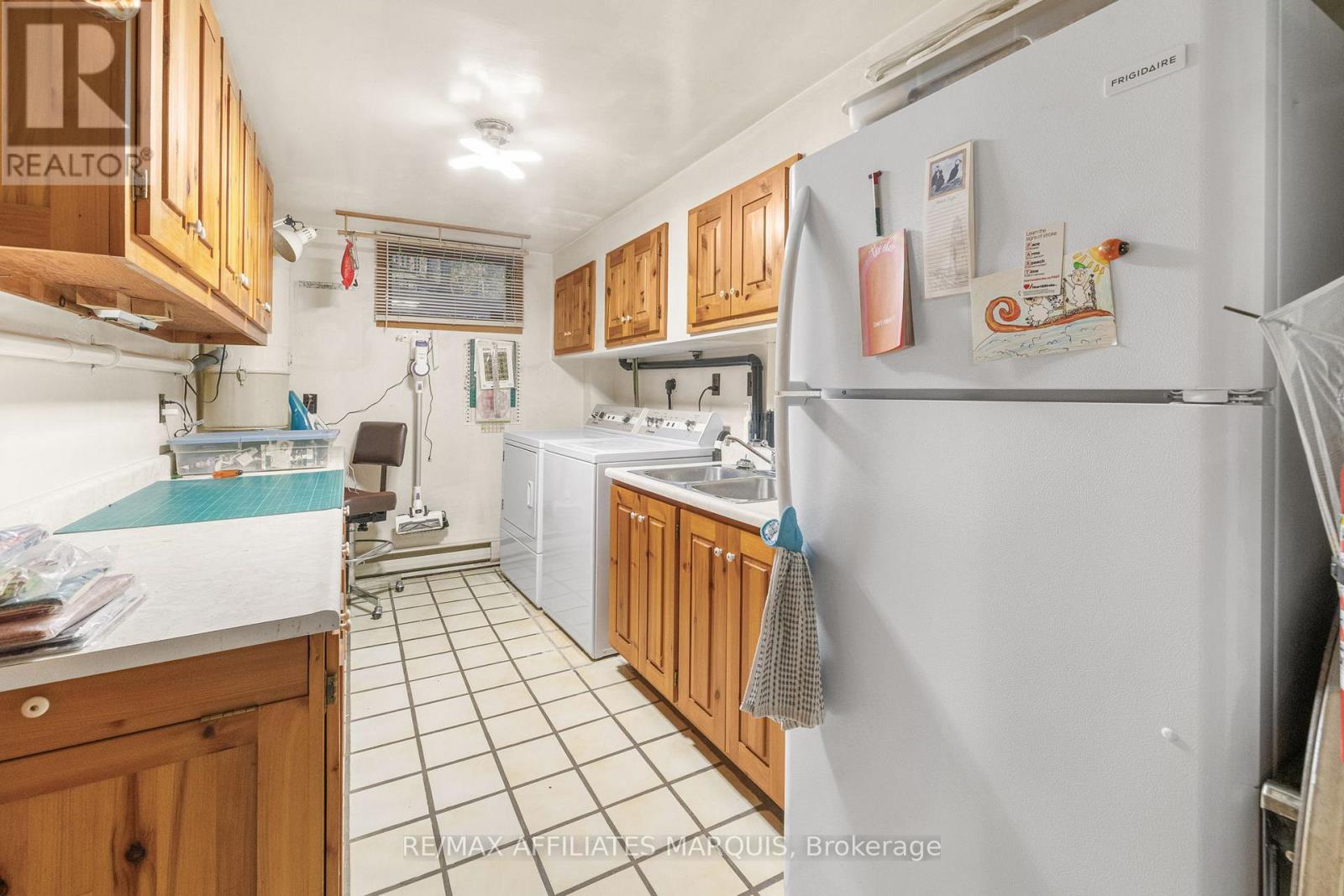 239 BAY ROAD — photo 42