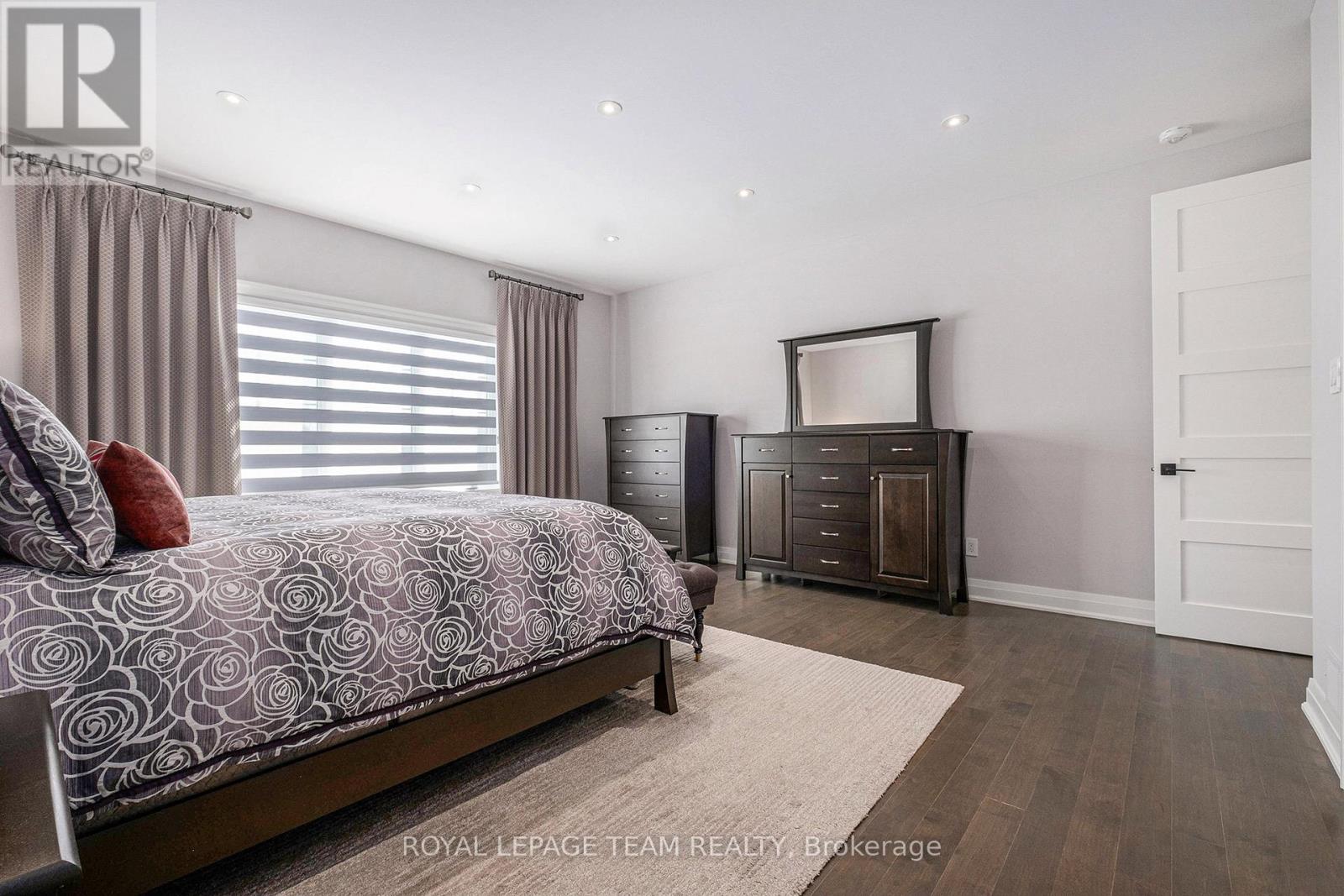 212 CABRELLE PLACE - 20