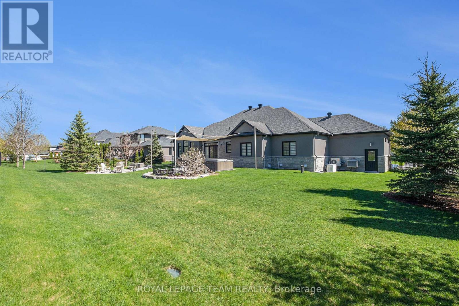 212 CABRELLE PLACE - 32