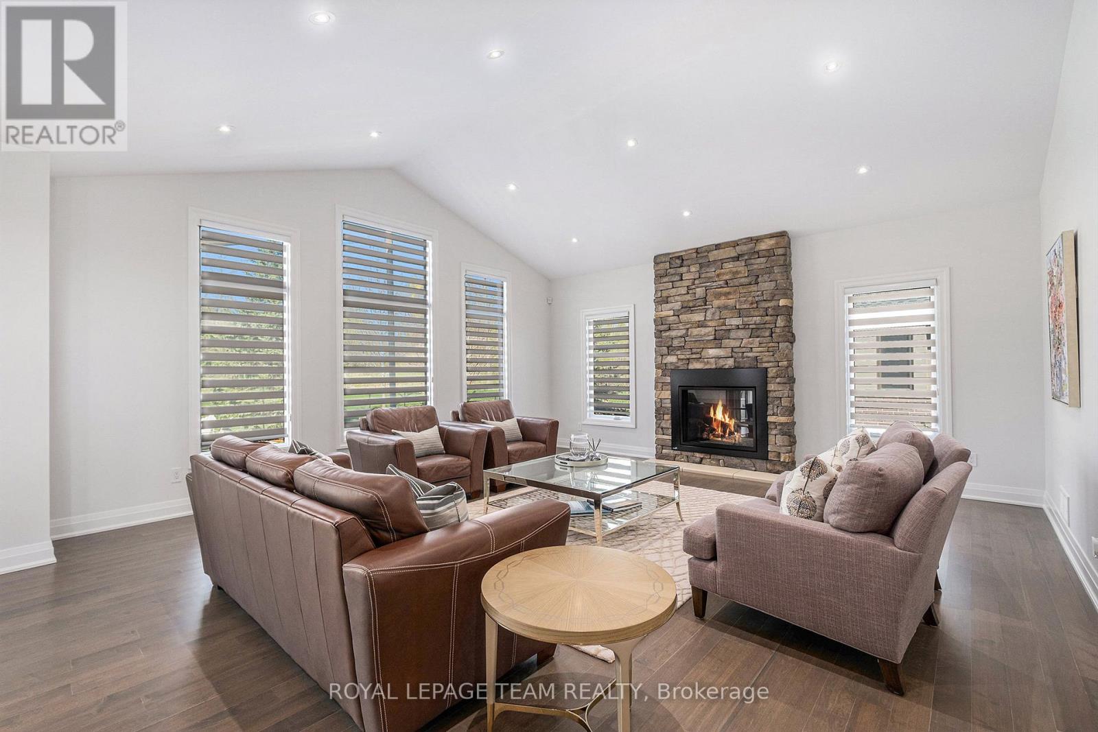 212 CABRELLE PLACE - 7