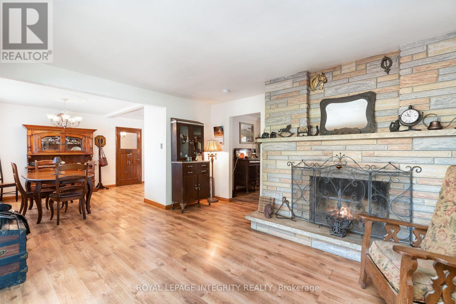 5801 BOSSERT ROAD — photo 13