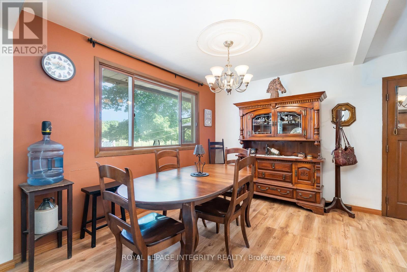 5801 BOSSERT ROAD — photo 9