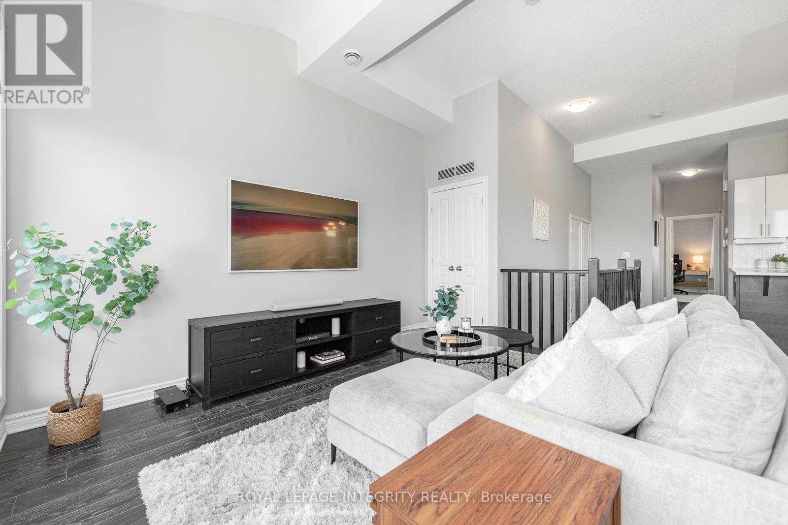 #49 113 POPLIN STREET - 18