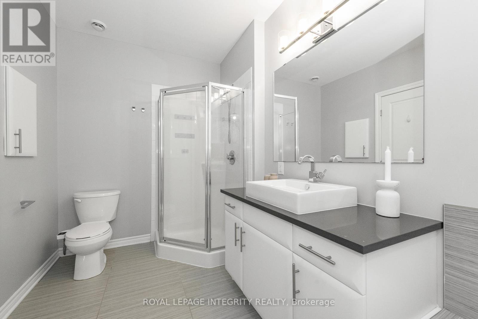 #49 113 POPLIN STREET - 29