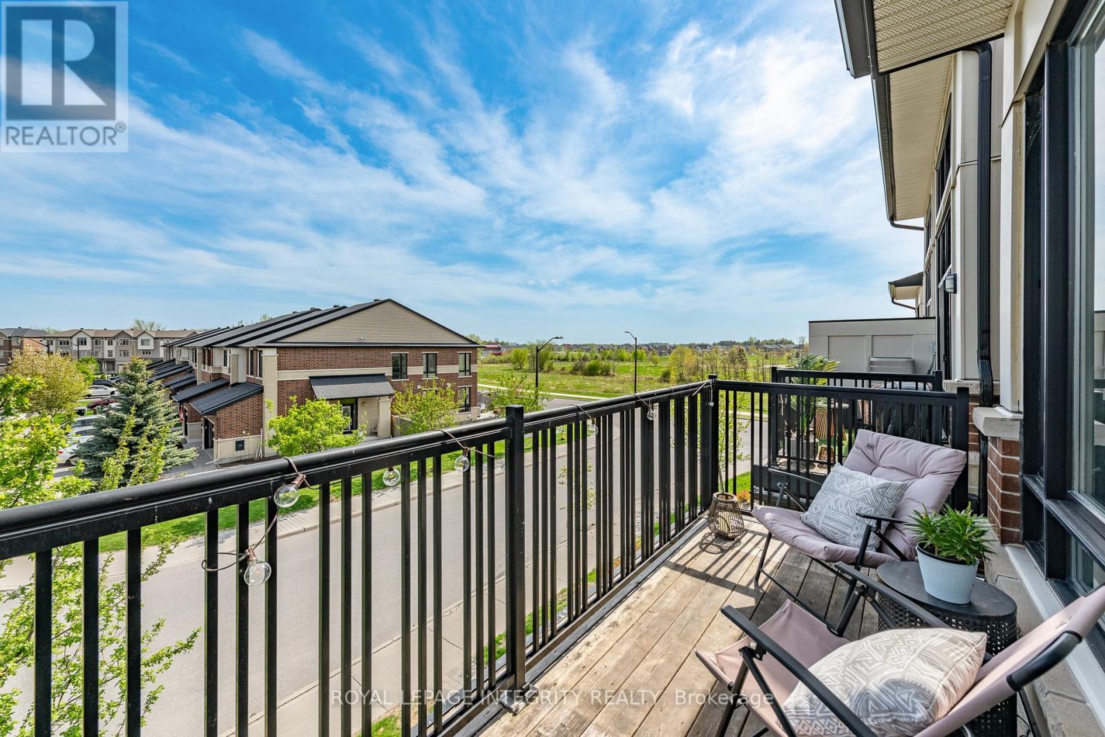 #49 113 POPLIN STREET - 32