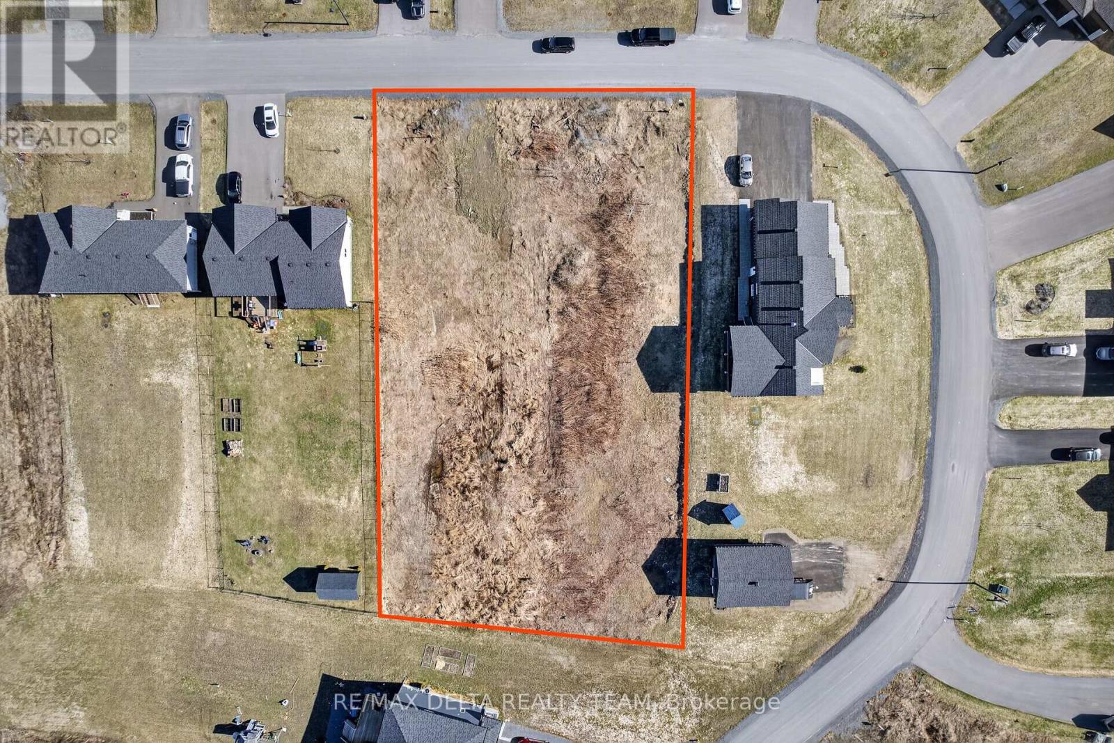 253 ROXANNE STREET - photo 3