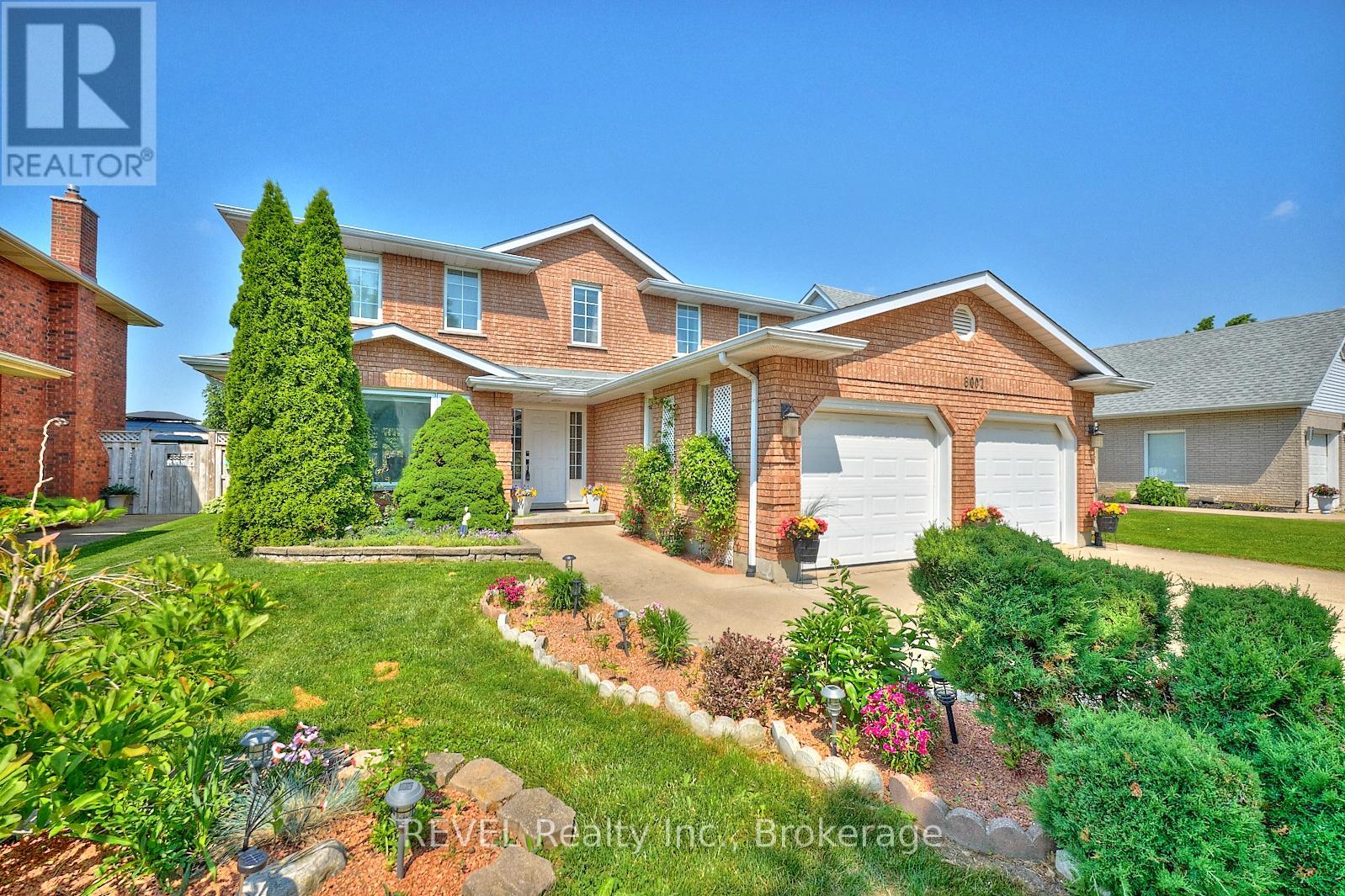 8007 OAKRIDGE DRIVE - 1