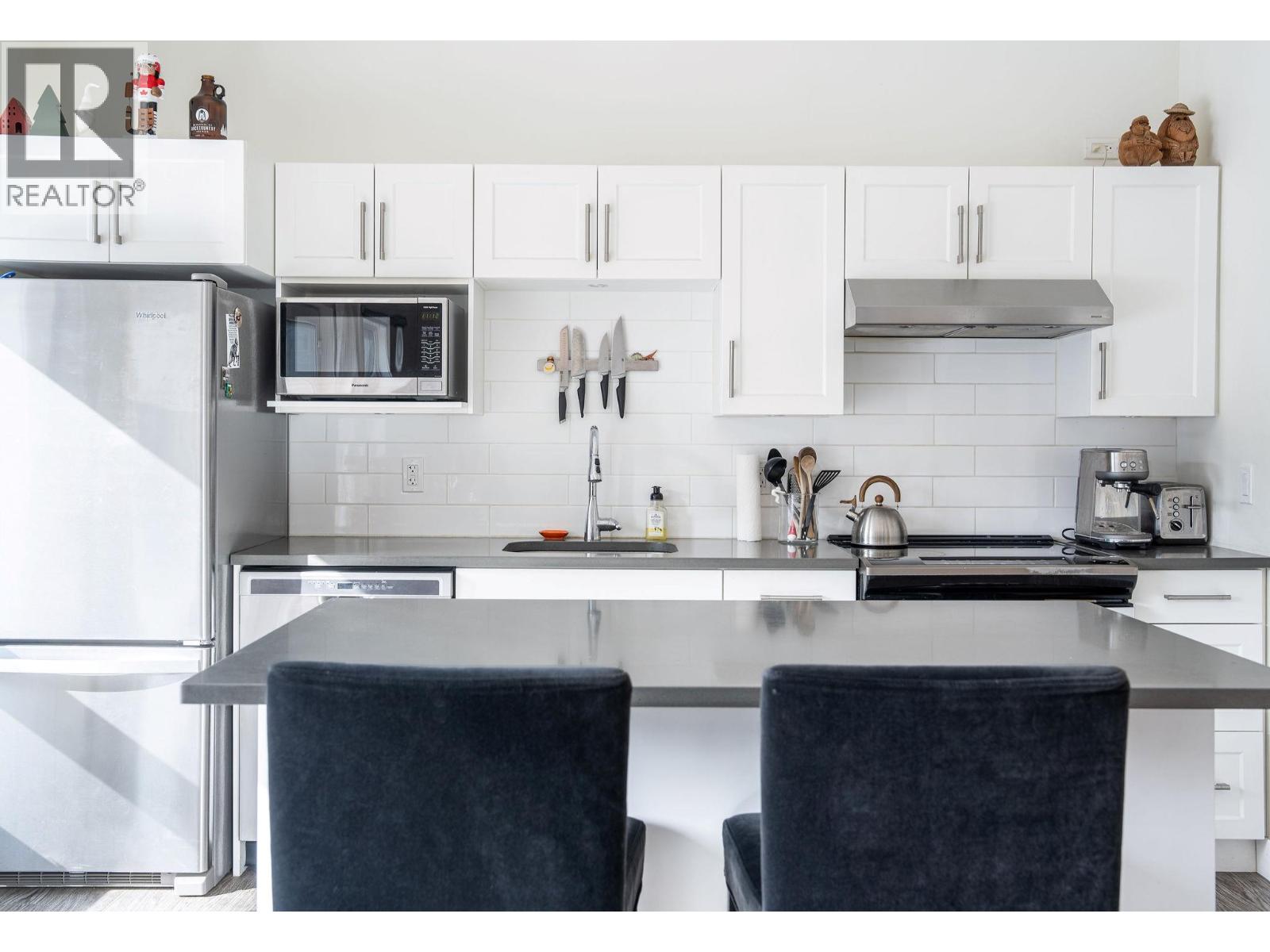 #1204 1901 Nels Nelson Crescent - 5