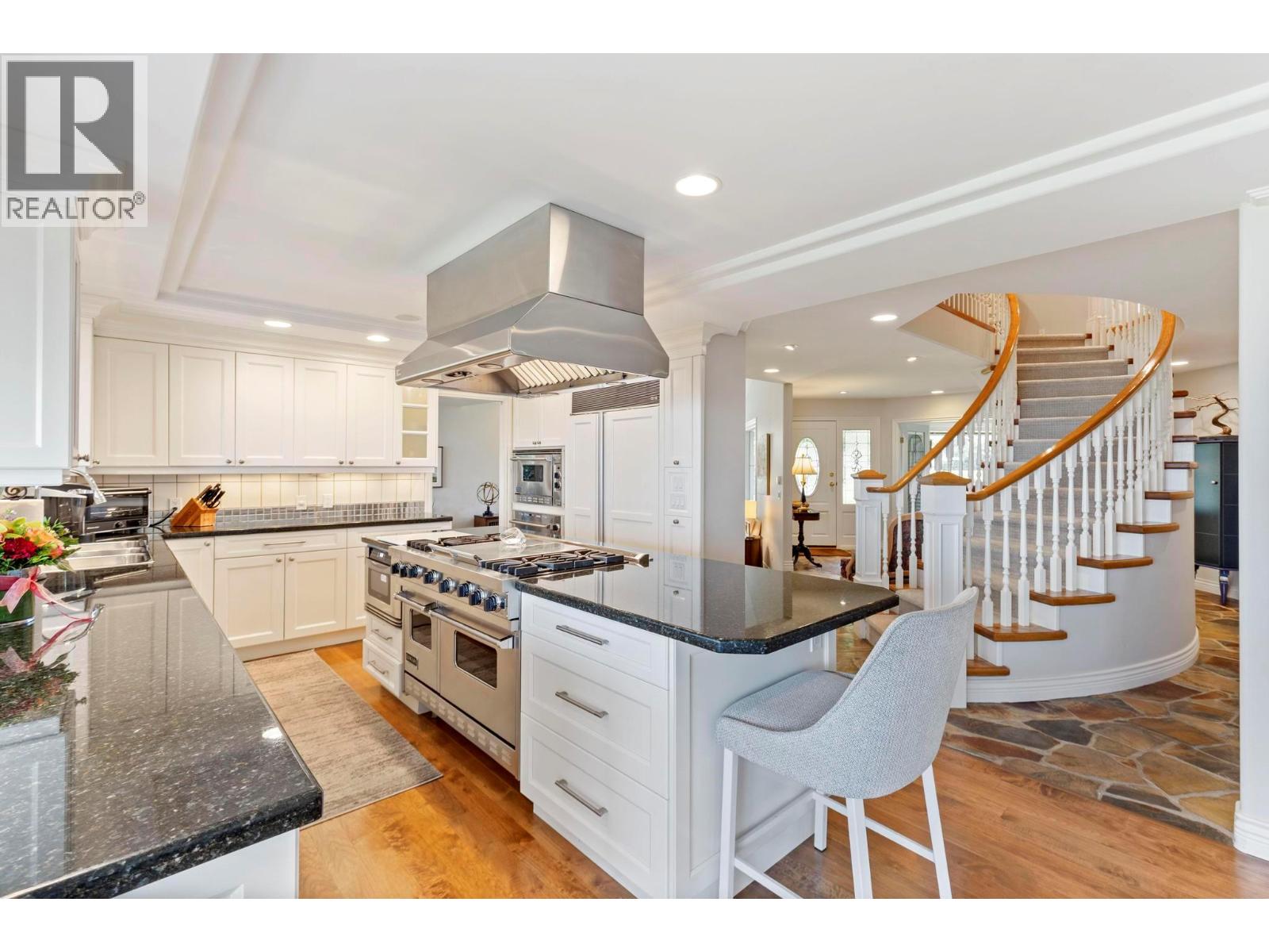 960 Skeena Drive - 13