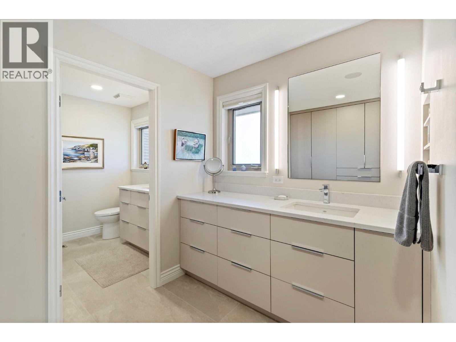  960 Skeena Drive, Kelowna