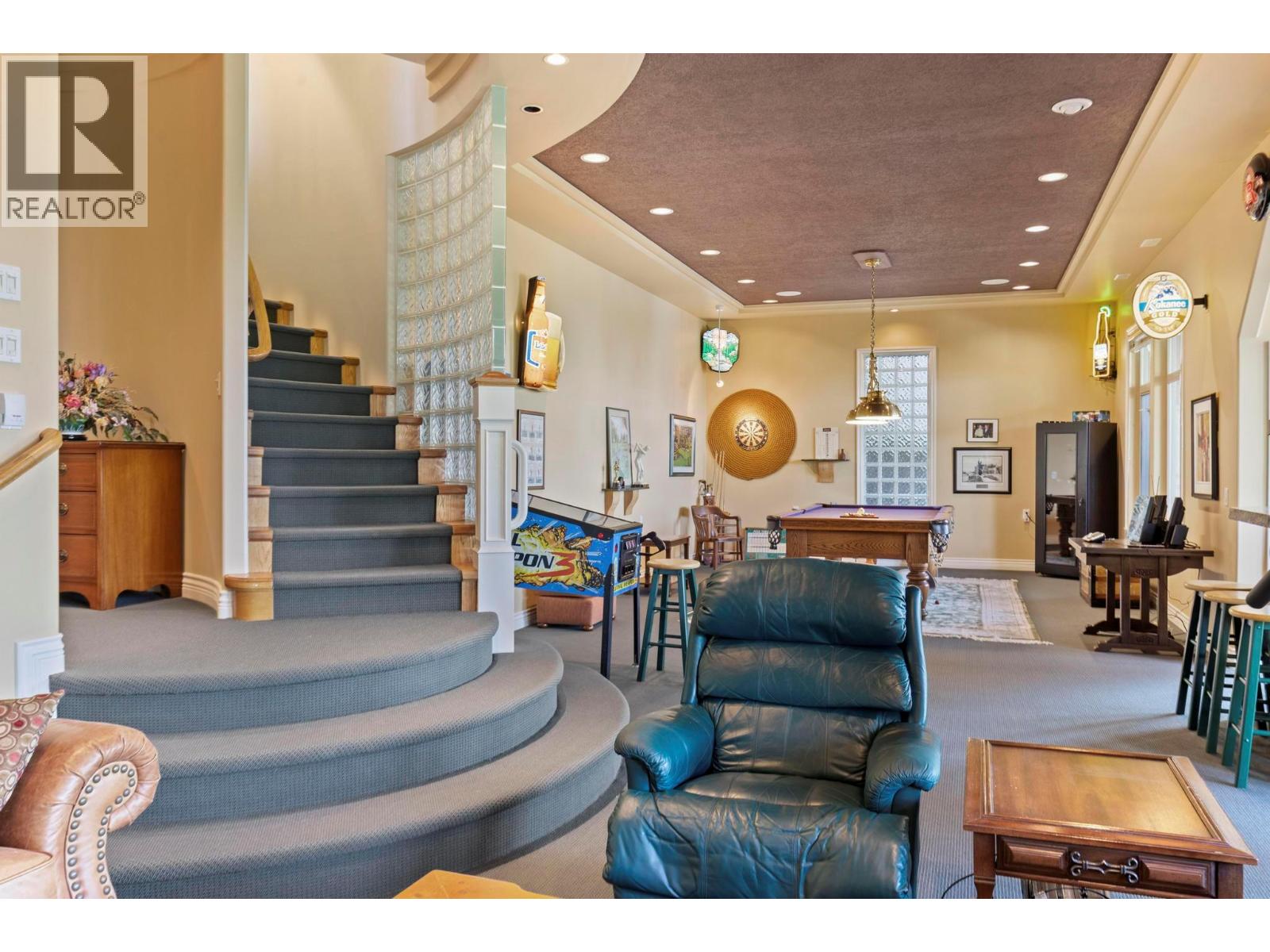  960 Skeena Drive, Kelowna