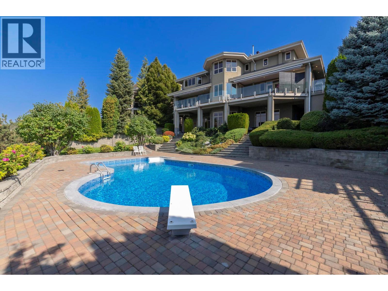  960 Skeena Drive, Kelowna
