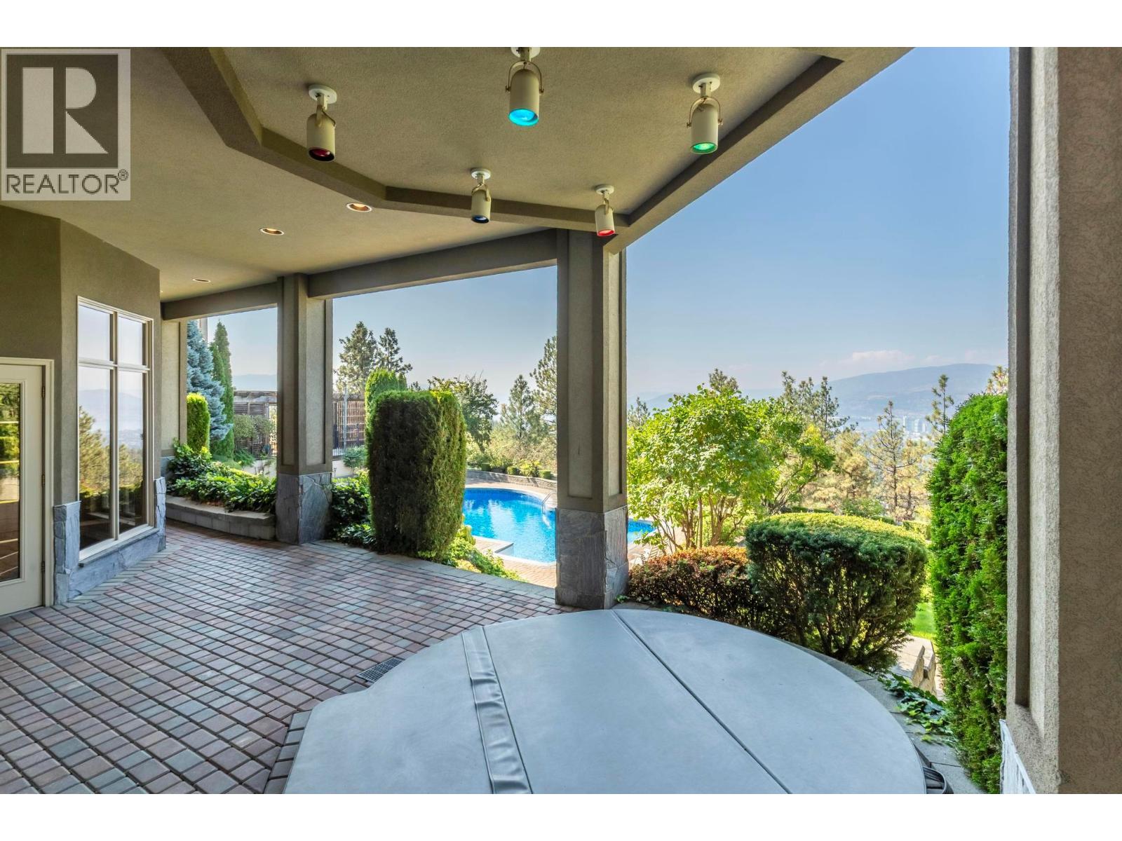  960 Skeena Drive, Kelowna