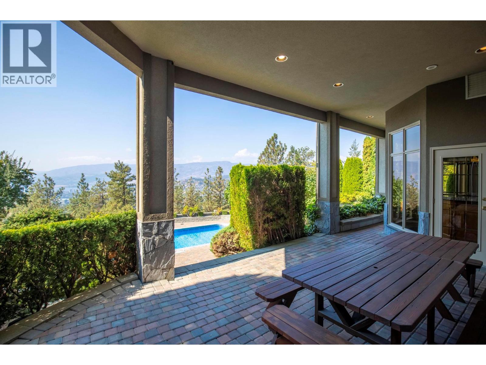  960 Skeena Drive, Kelowna