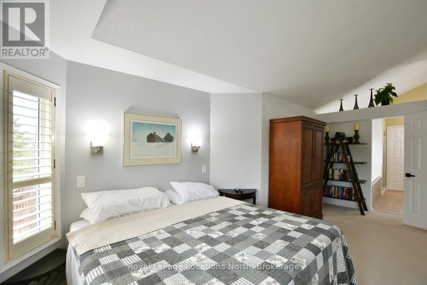 61 BARKER BOULEVARD - Image 23