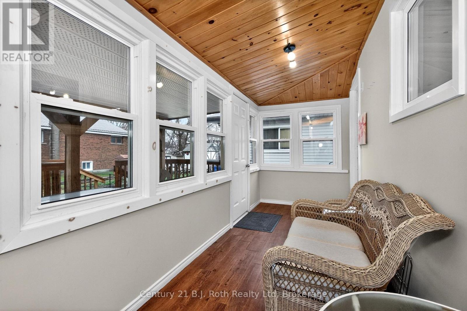 14 WOLFE STREET - 22