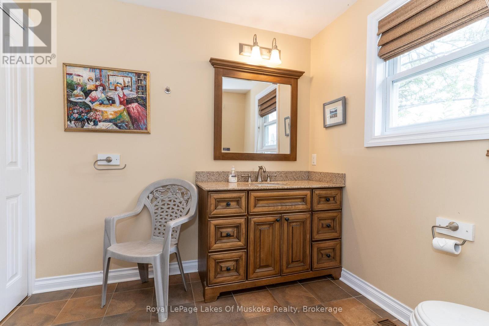 49 PINETREE ROAD — photo 18