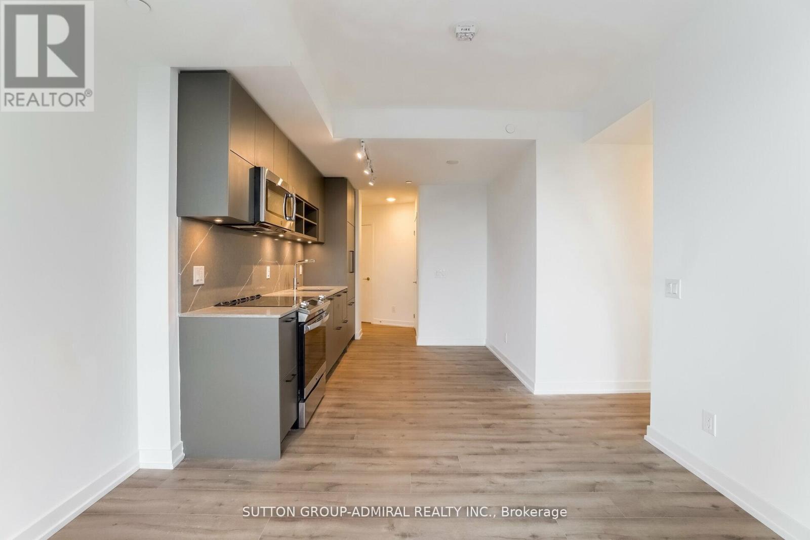 #1403 135 EAST LIBERTY STREET - 12