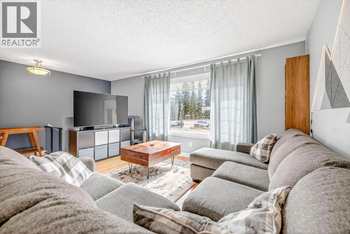 1293 Ponderosa Drive - 8