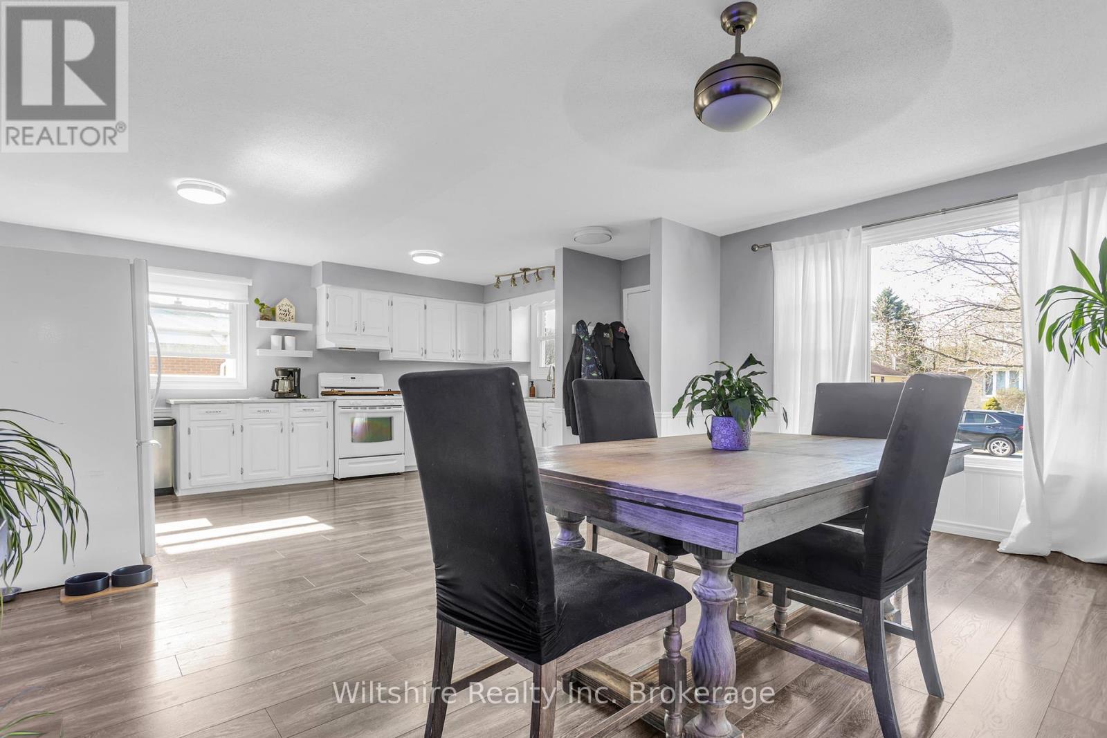 47 VAN NORMAN DRIVE — photo 3