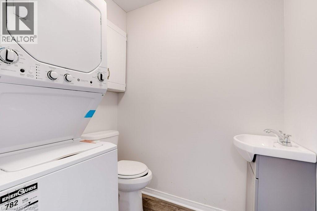 24 BOND Street Unit# D, Brantford, Ontario, N3R4G5 — Photo 3