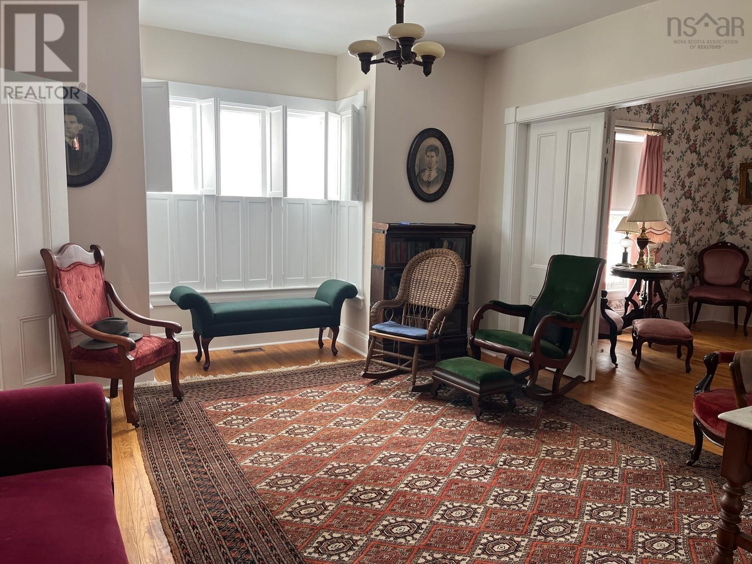 Property 14 of 40 of 1865 Station Road