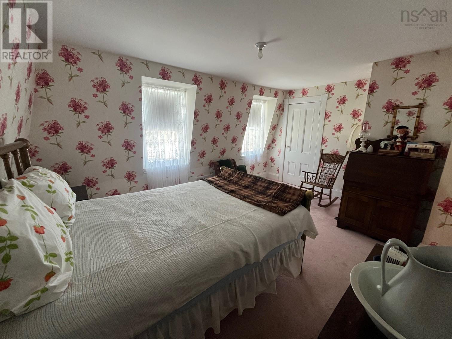 Property 27 of 40 of 1865 Station Road