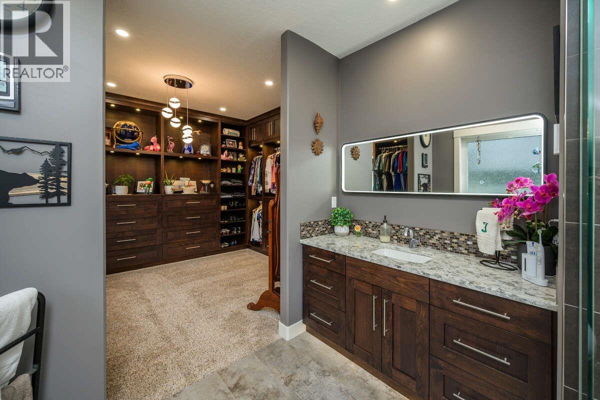 2693 LINKS DRIVE - 23