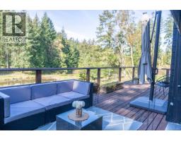 5582 Hooson Rd, Pender Island, BC V0N2M1 Photo 24