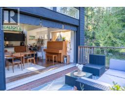 5582 Hooson Rd, Pender Island, BC V0N2M1 Photo 26