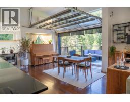 5582 Hooson Rd, Pender Island, BC V0N2M1 Photo 16