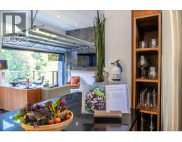 5582 Hooson Rd, Pender Island, BC V0N2M1 Photo 23