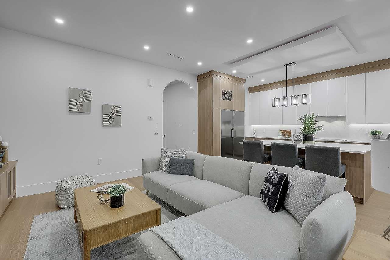 9452 118 Street, Delta