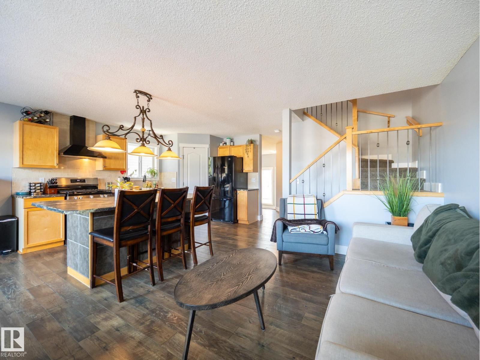 #53 133 EASTGATE WY, St. Albert