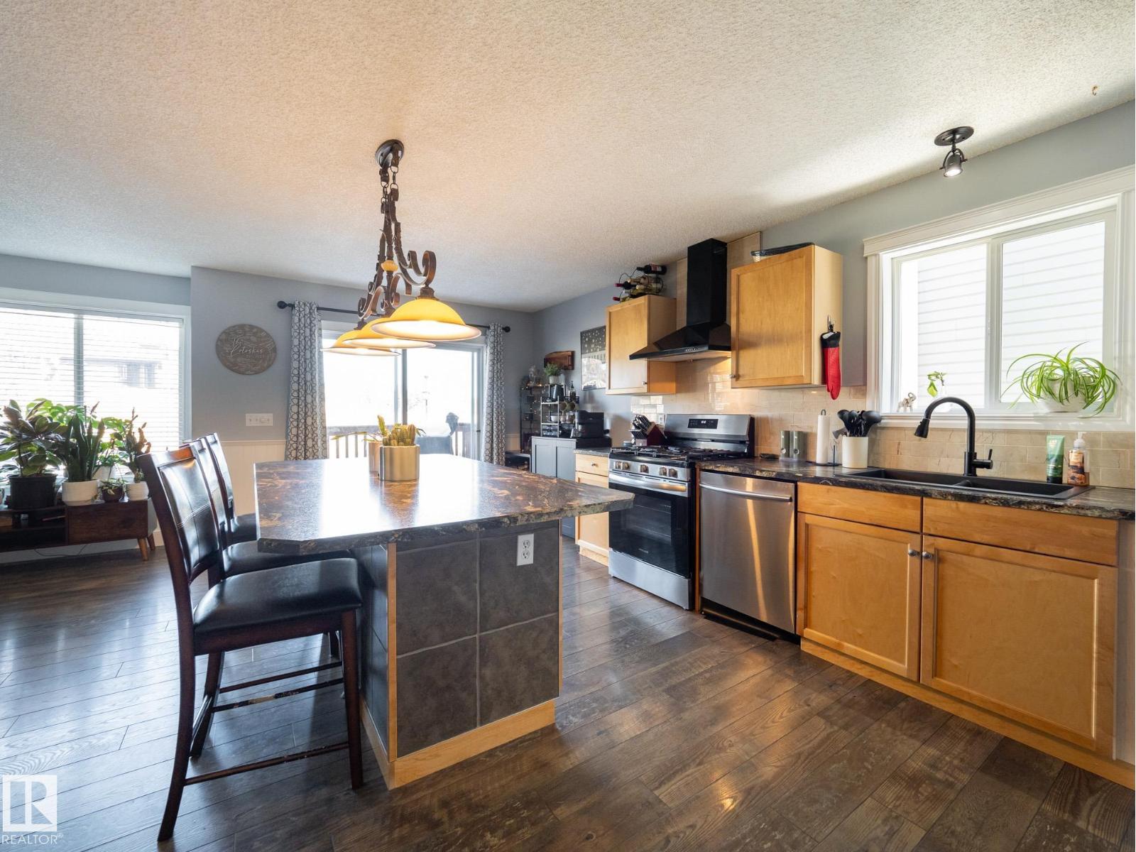 #53 133 EASTGATE WY, St. Albert