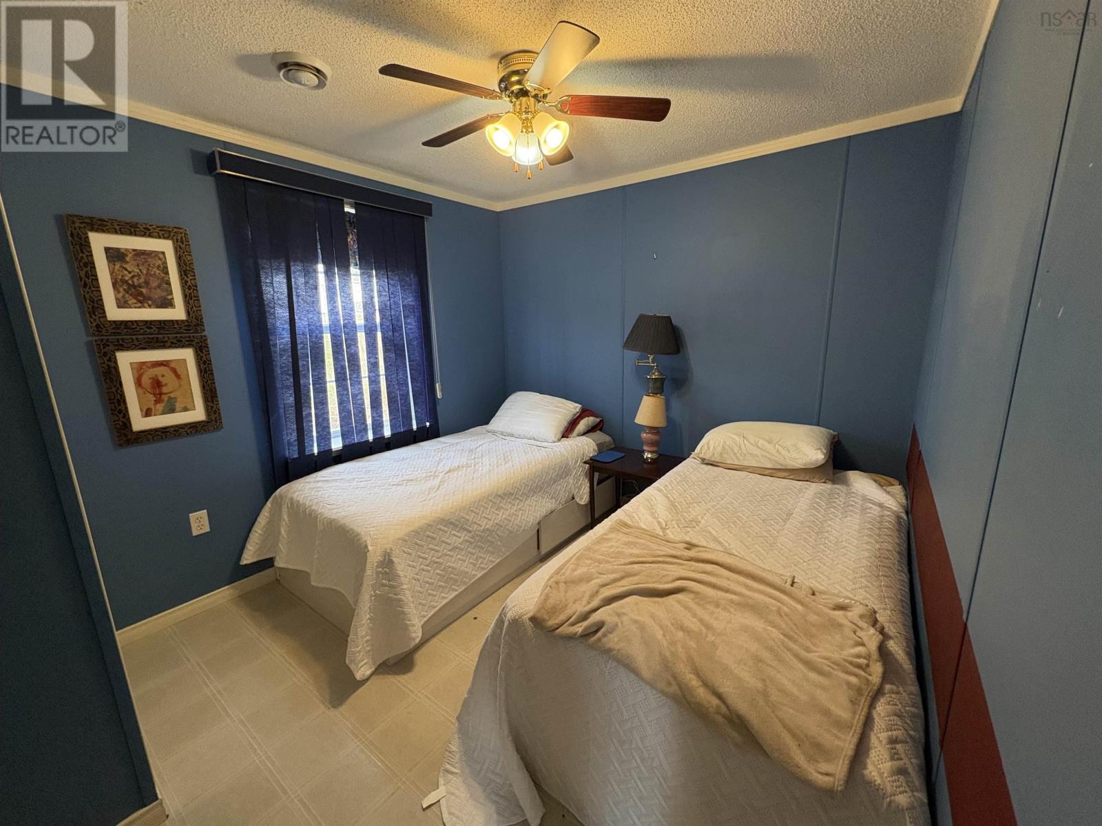 Property 16 of 23 of 1025 Park Lane