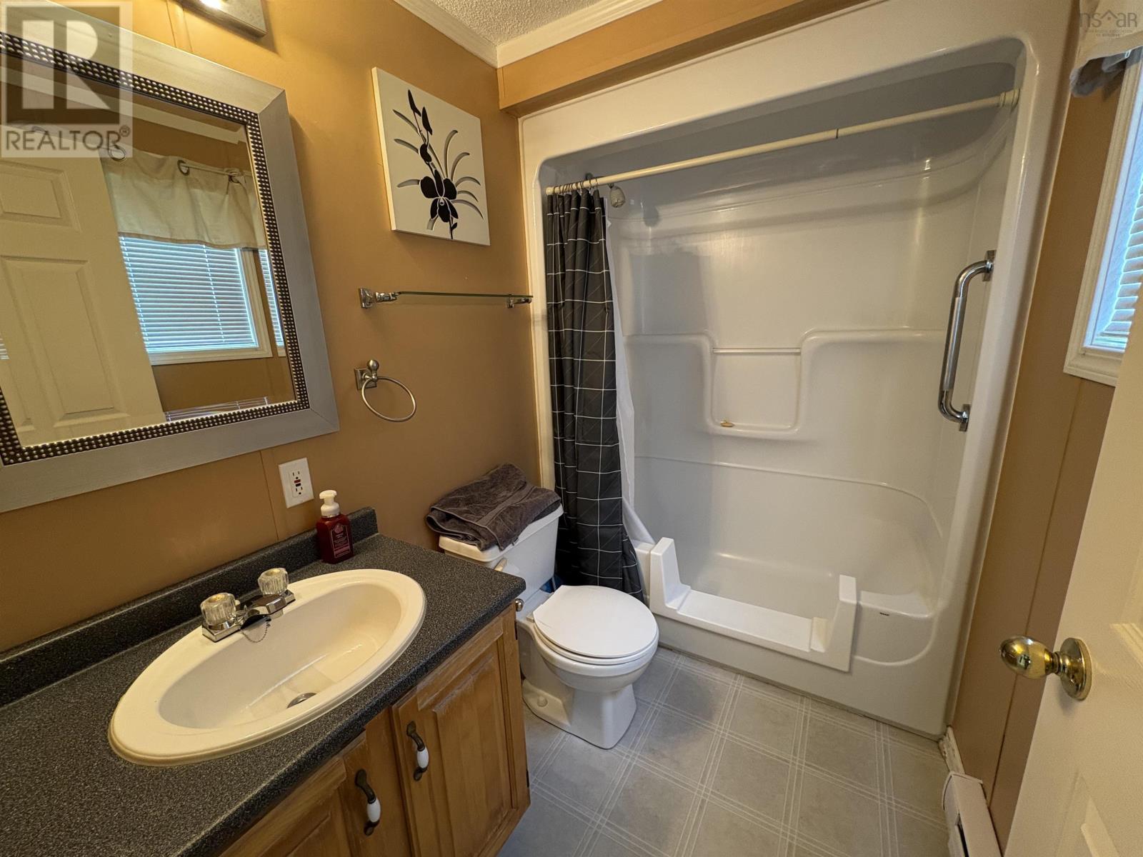 Property 18 of 23 of 1025 Park Lane