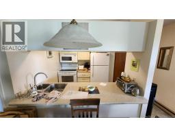 17 Carrier Street, photo 4